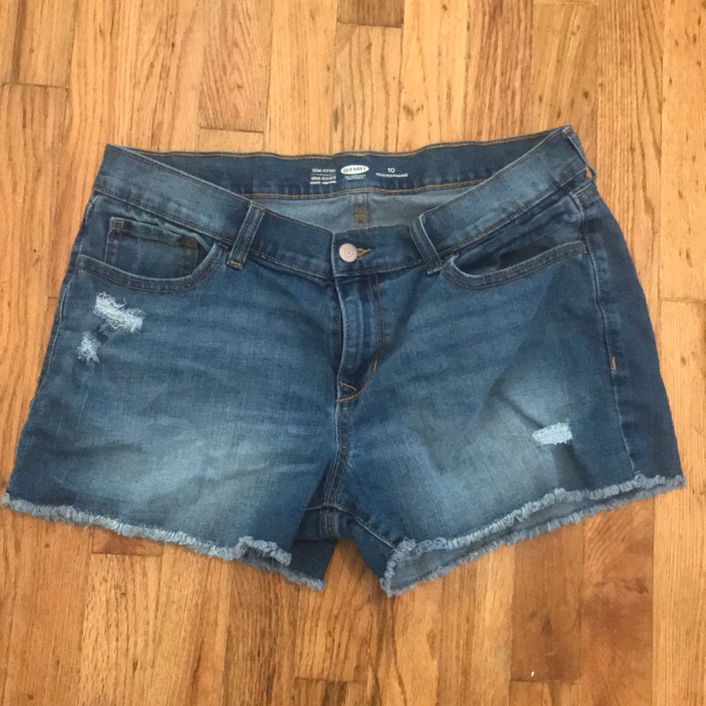 Old Navy Semi-fitted jean shorts